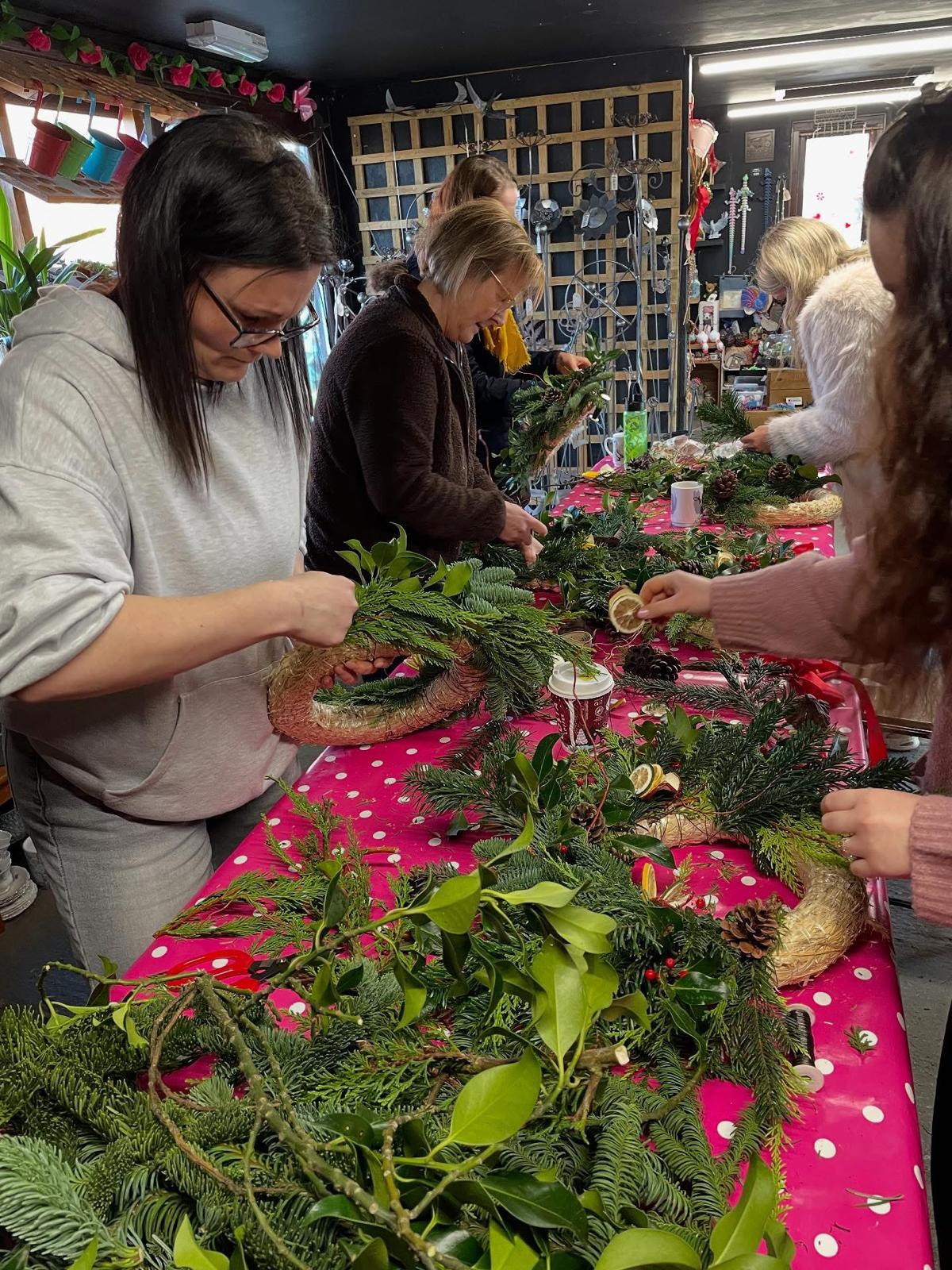 Penney Christmas Wreath Workshop Wroxham Barns 004